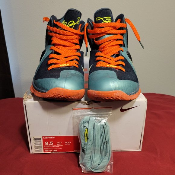 NIKE LEBRON 9 CANNON SNEAKERS WITH EXTRA SET BLUE LACES AND BOX - SIZE 9.5 - Picture 3 of 16